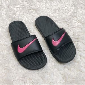 black and pink nike sandals